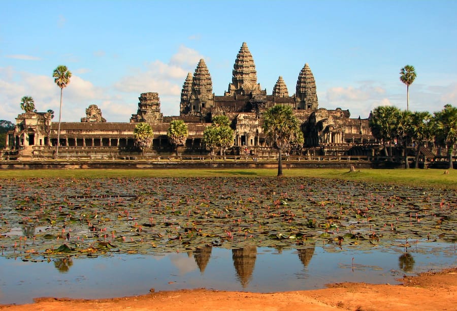 Angkor Wat über den Wassergraben