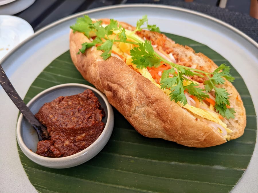 Khao jee pâté