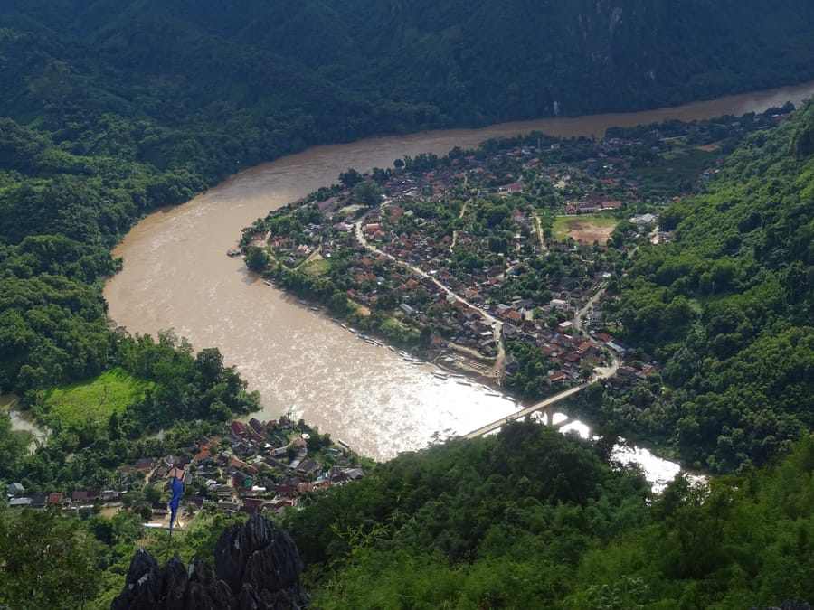 Nong Khiaw
